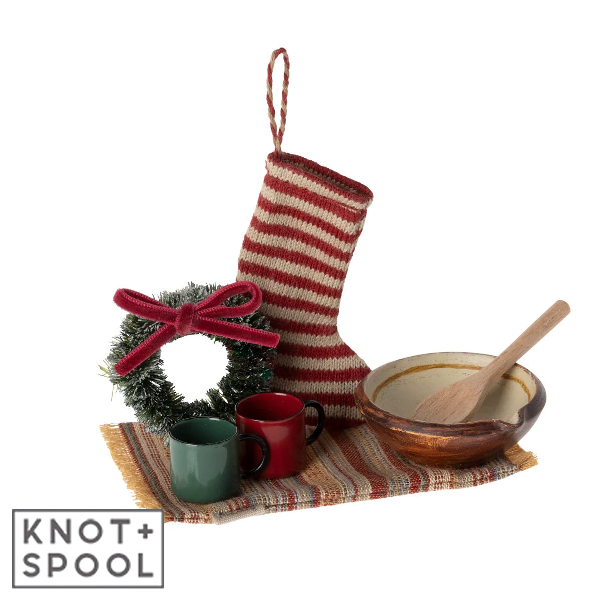 2024 Maileg Mouse Cosy Christmas Set - Knot and Spool