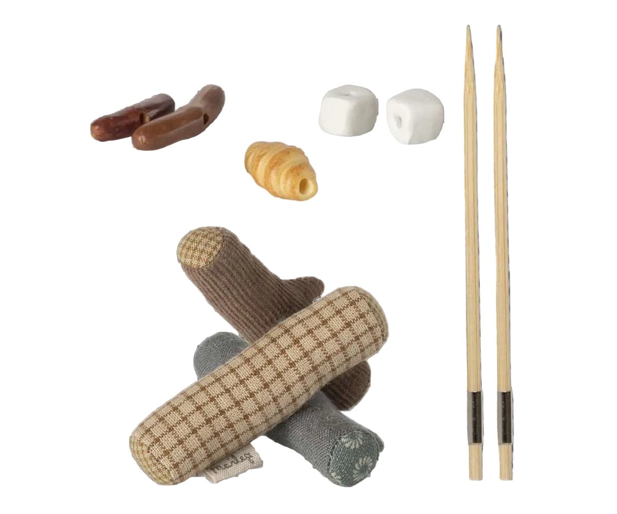 2026 Maileg Mouse Bonfire Set - Knot and Spool