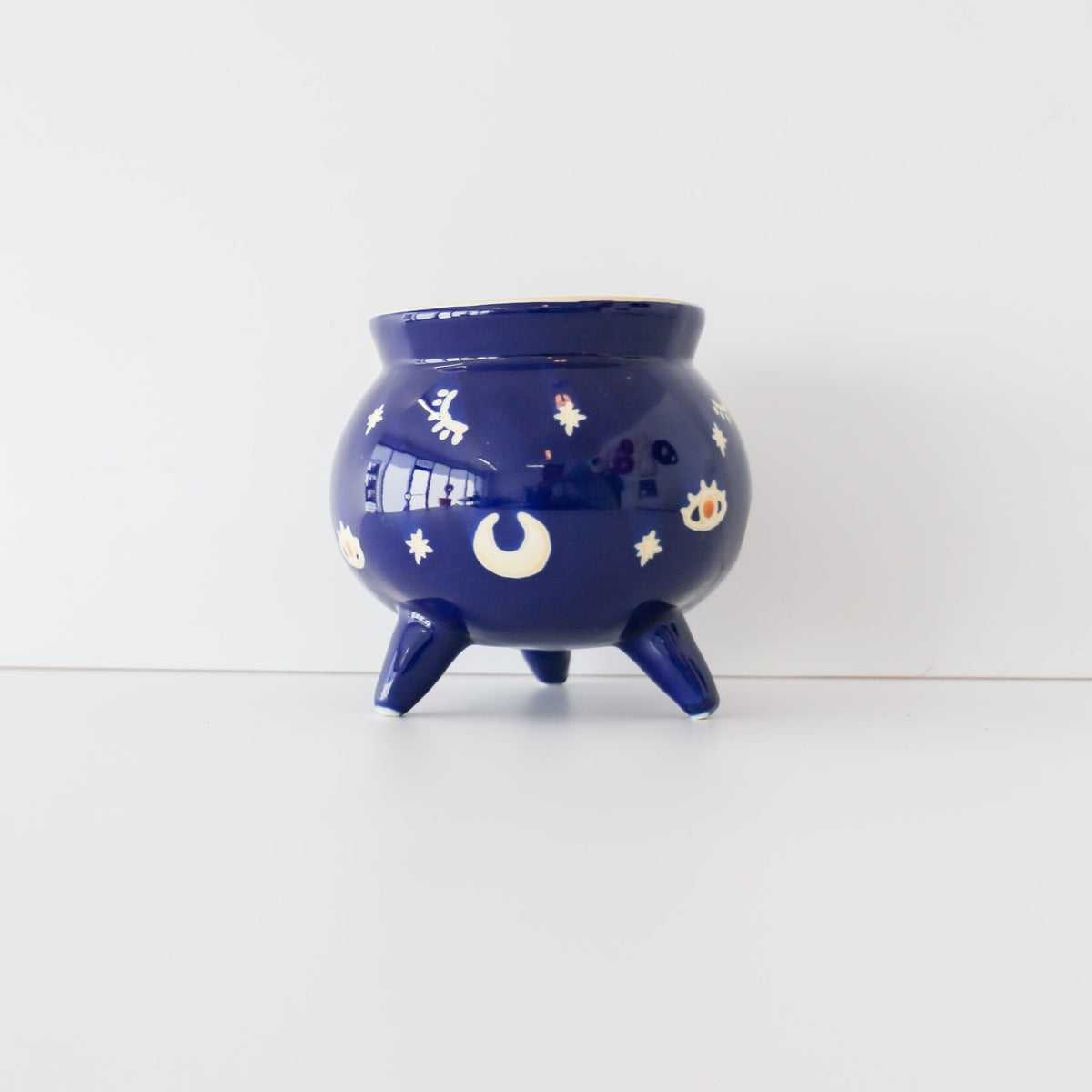 WITCH'S CAULDRON POT LARGE | 6 x 5.75" - Knot and Spool