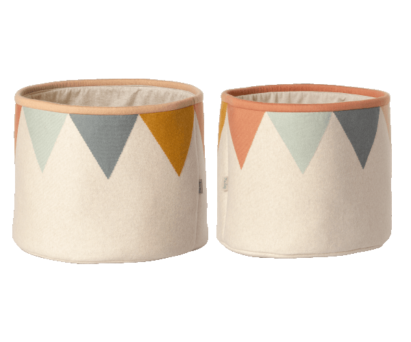 2021 Maileg Rose Basket - 2 Piece Set - Knot and Spool