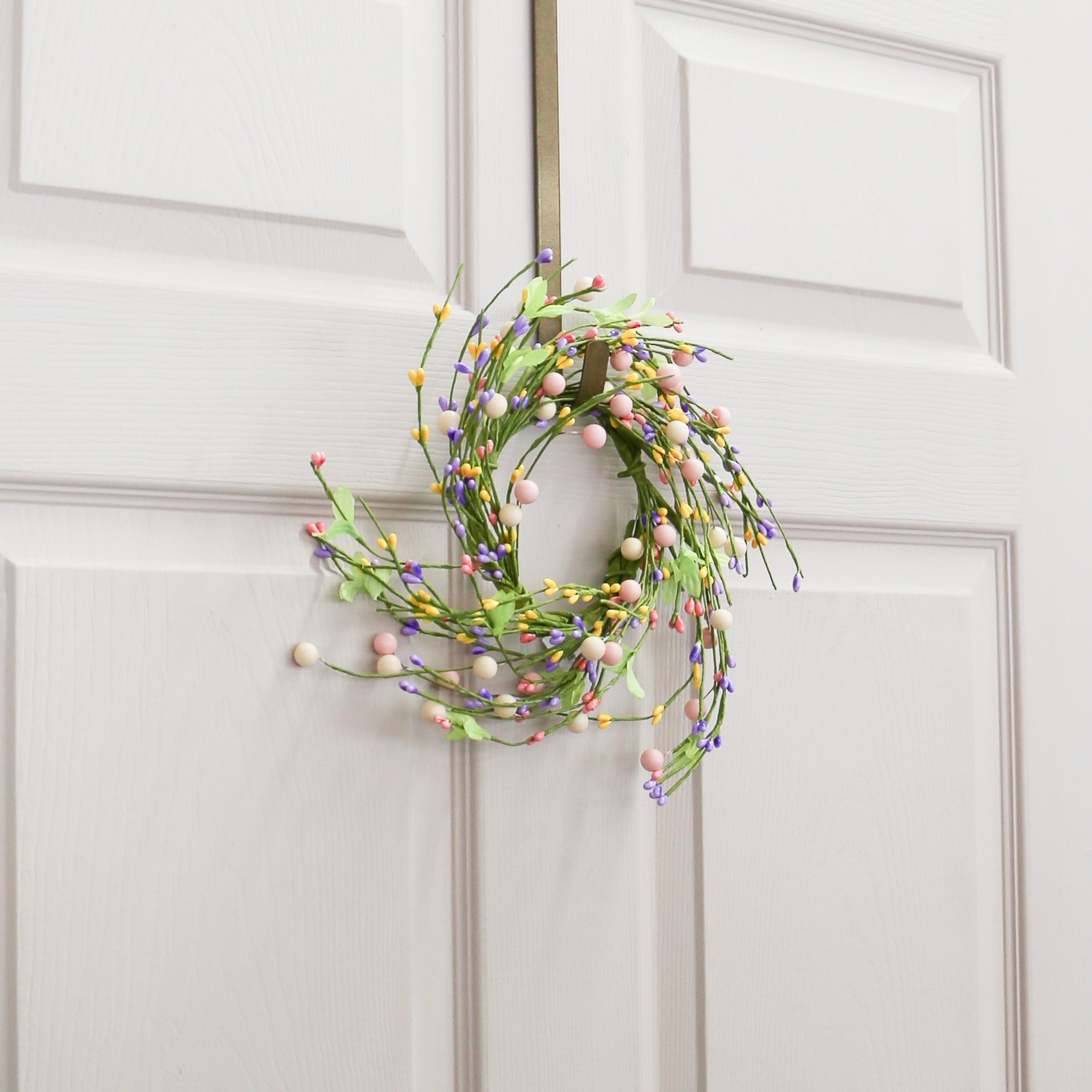 11" Wildflower and Egg Mini Wreath - Candle Ring - Knot and Spool
