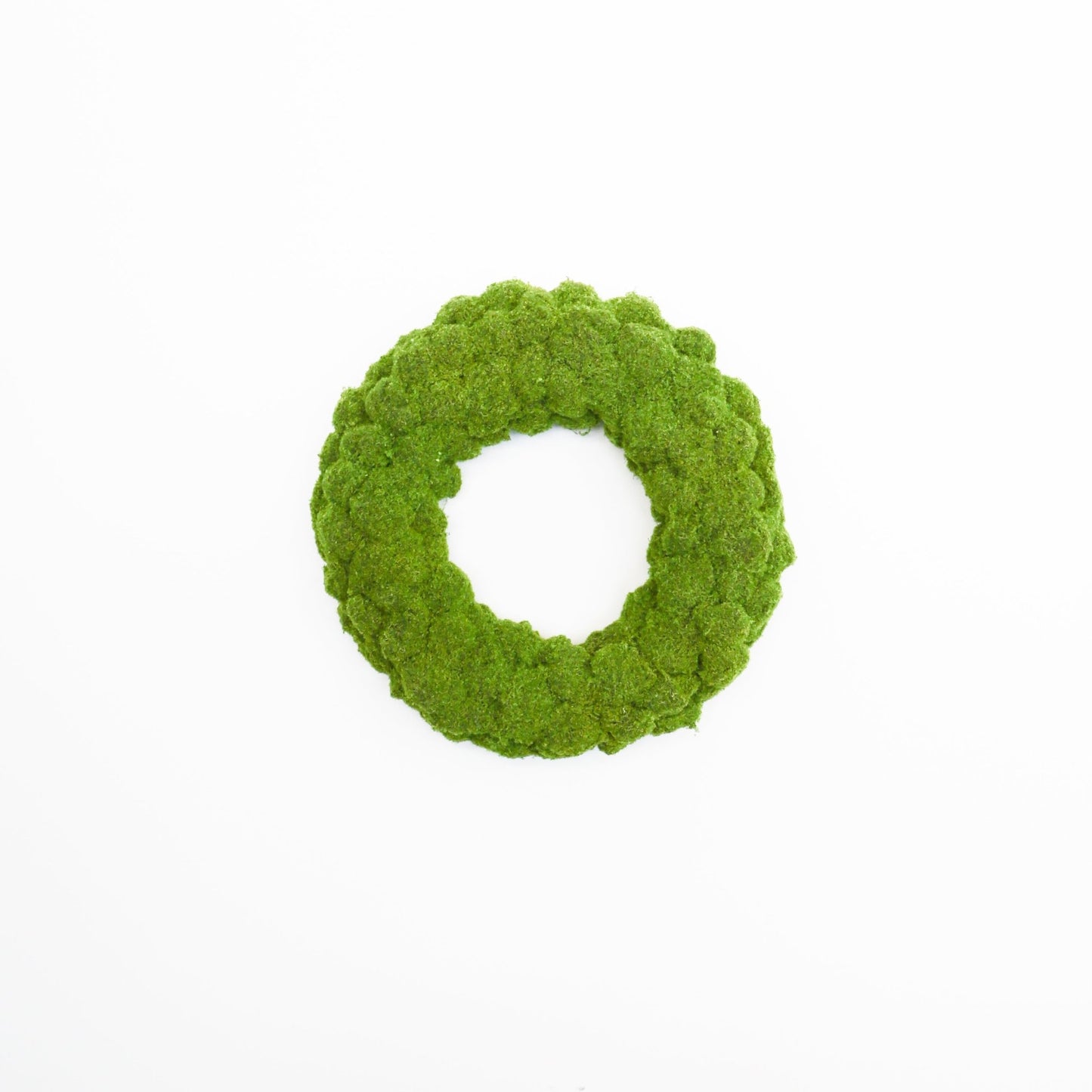 18" Moss Wreath - Knot and Spool