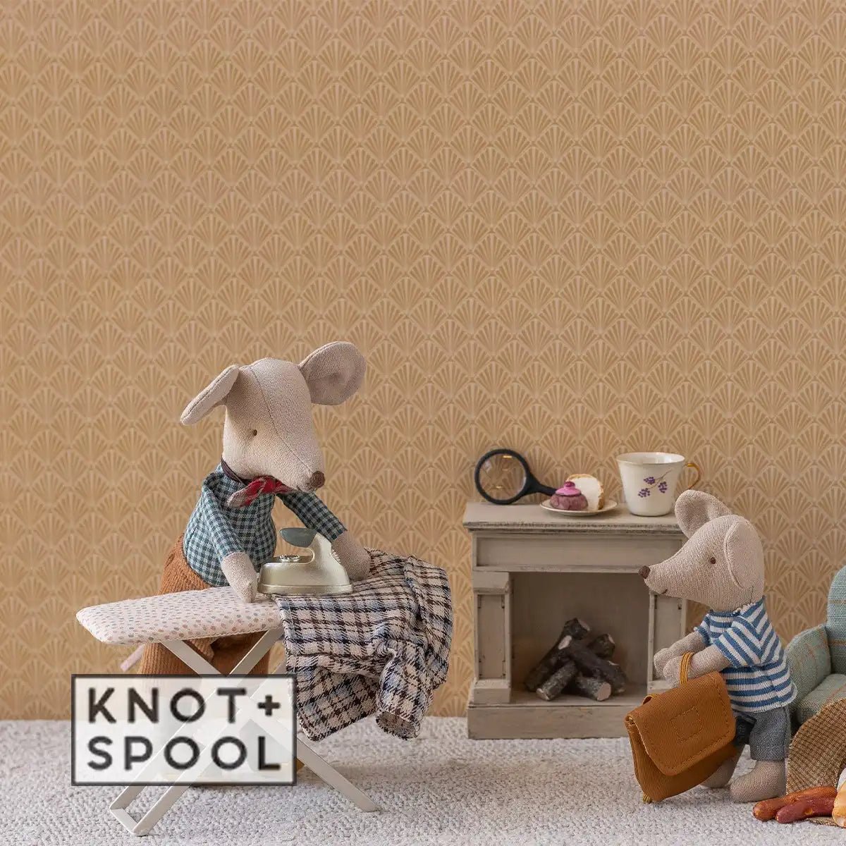 2025 Maileg Granddad Mouse Clothes - Knot and Spool