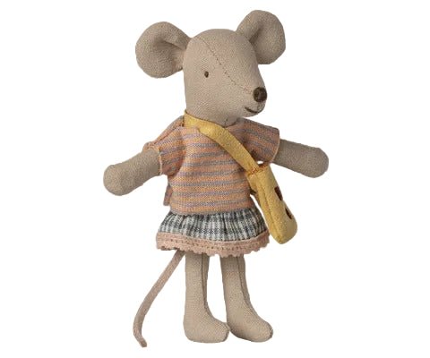 2026 Maileg Little Sister Mouse with Bag - Knot and Spool