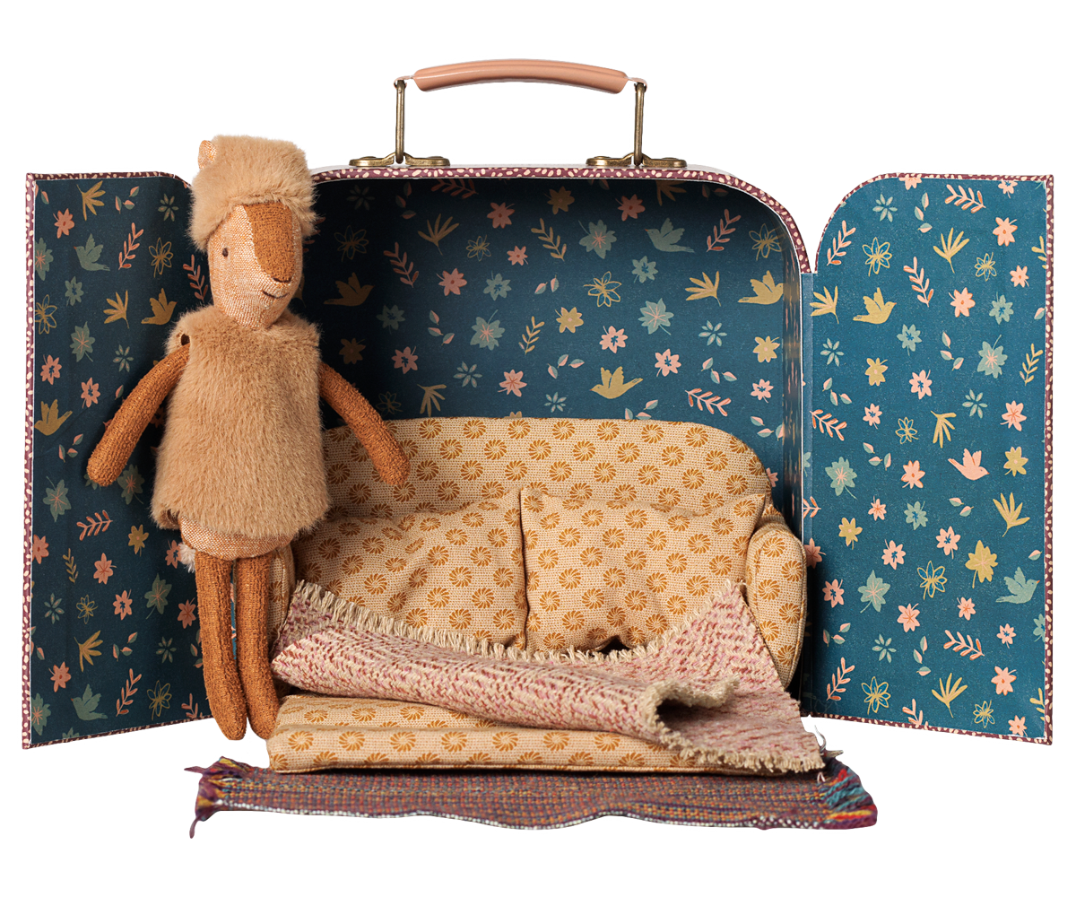 2026 Maileg Little Sister Reindeer in Suitcase - Knot and Spool