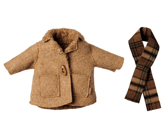 2026 Maileg Medium Mouse Jacket and Scarf - Knot and Spool