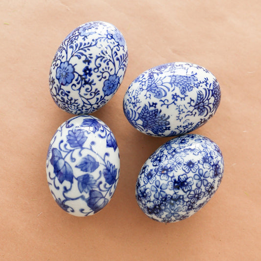 4" Diameter Porcelain Egg - Knot and Spool