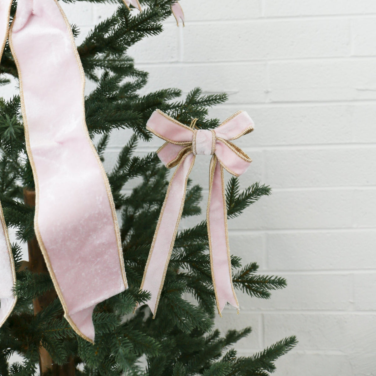 5" Pink Velvet Bow with Gold Backing - Knot and Spool