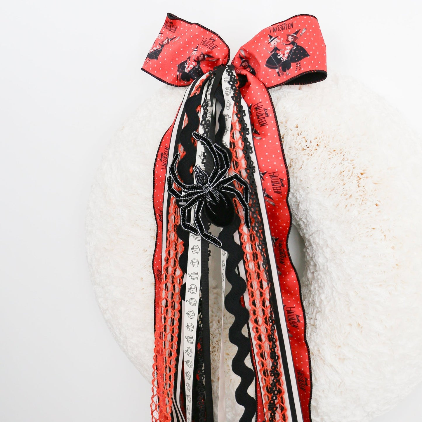6" Velvet Spider Clip Ornament | Black - Knot and Spool