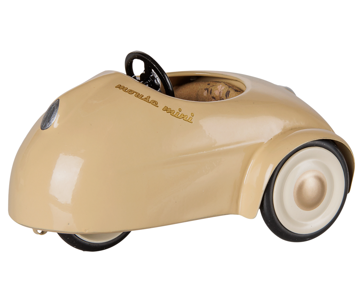 2026  Maileg Wheat Mouse Car