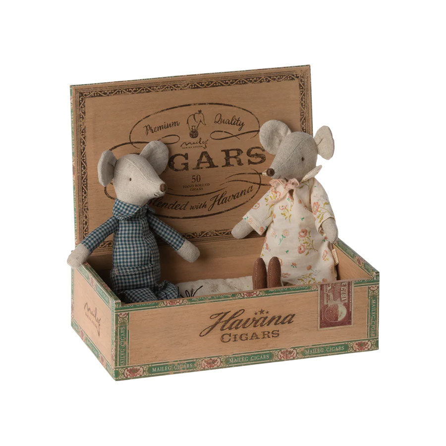 Maileg Grandpa & Grandma Mice in Cigar Box