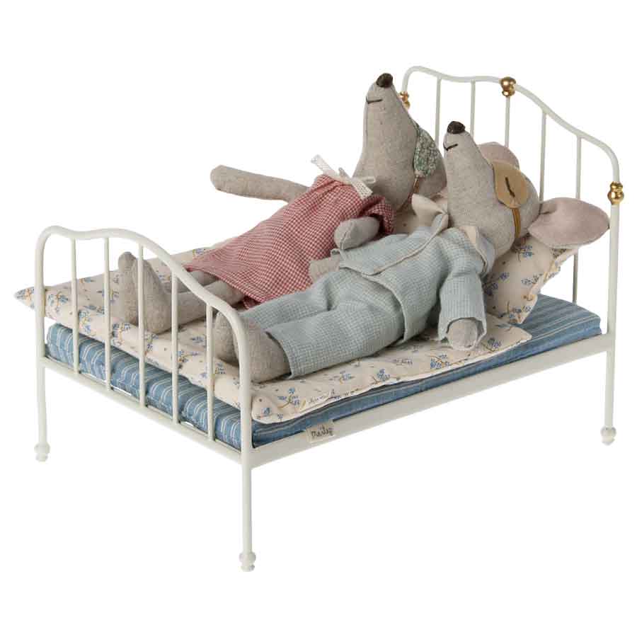 Maileg Mouse Off-White Mum and Dad Bed