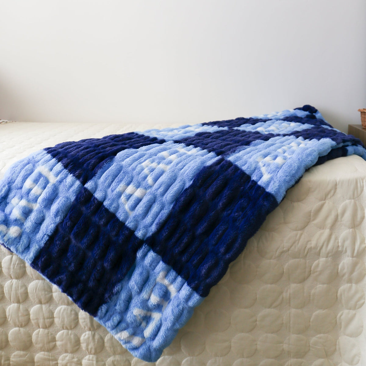 Alpha Delta Pi 50" x 60" Luxury Double-Sided Faux Fur Throw Blanket - Knot and Spool