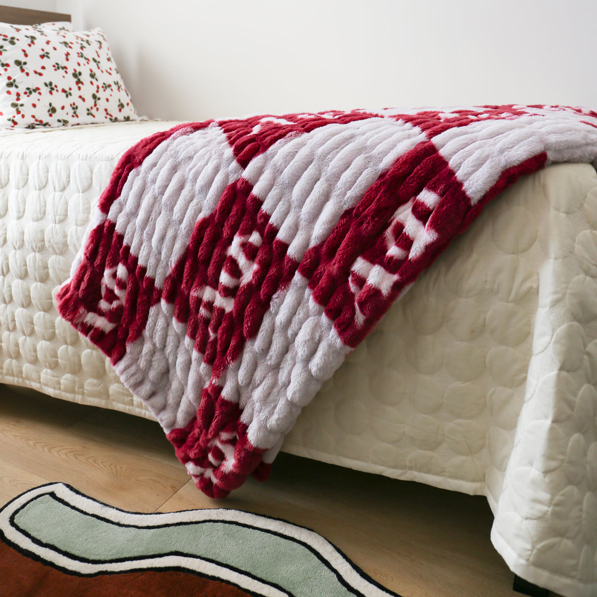 Alpha Phi 50" x 60" Luxury Double-Sided Faux Fur Throw Blanket
