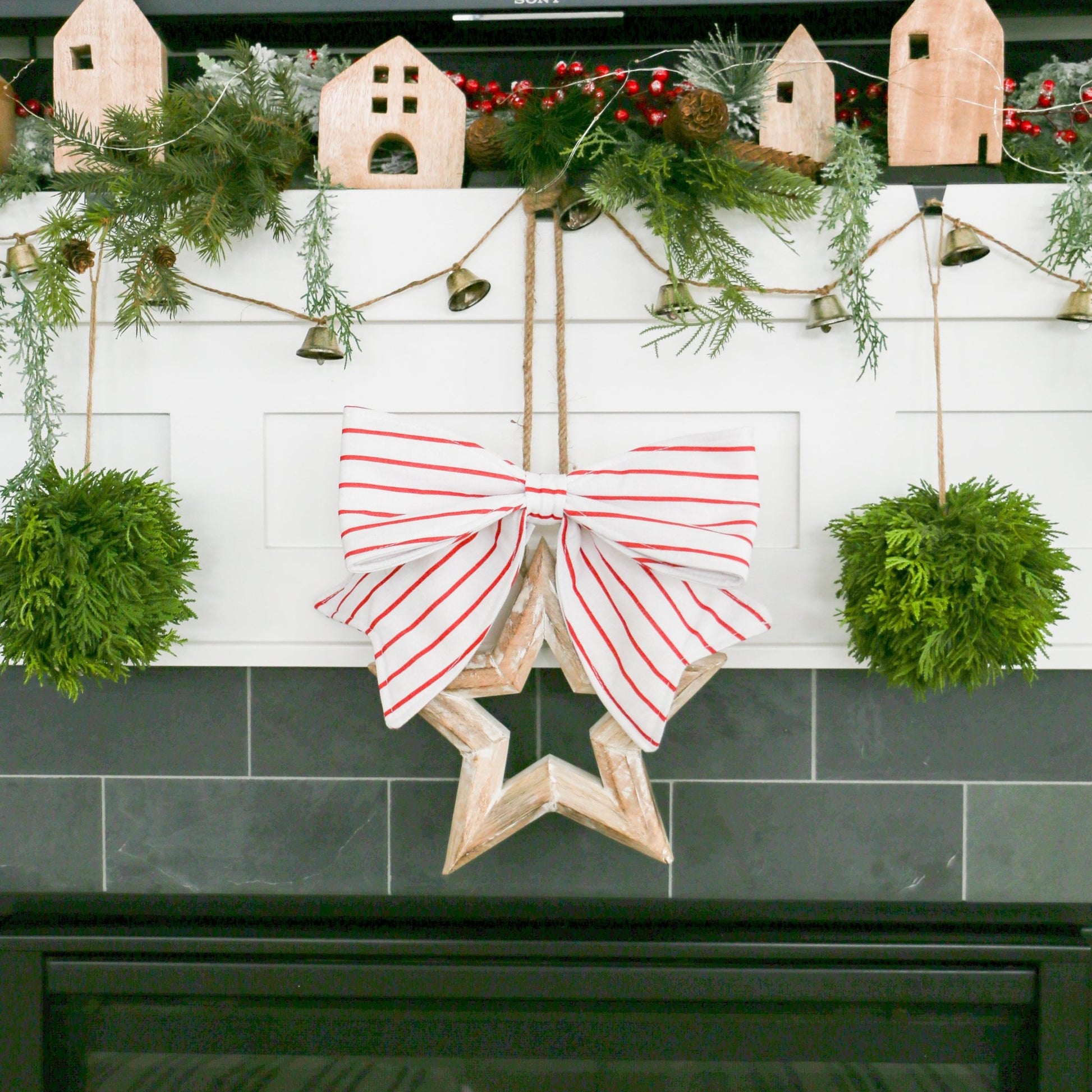 Candy Cane Stripe Bow | 15.5 - inch - Knot and Spool