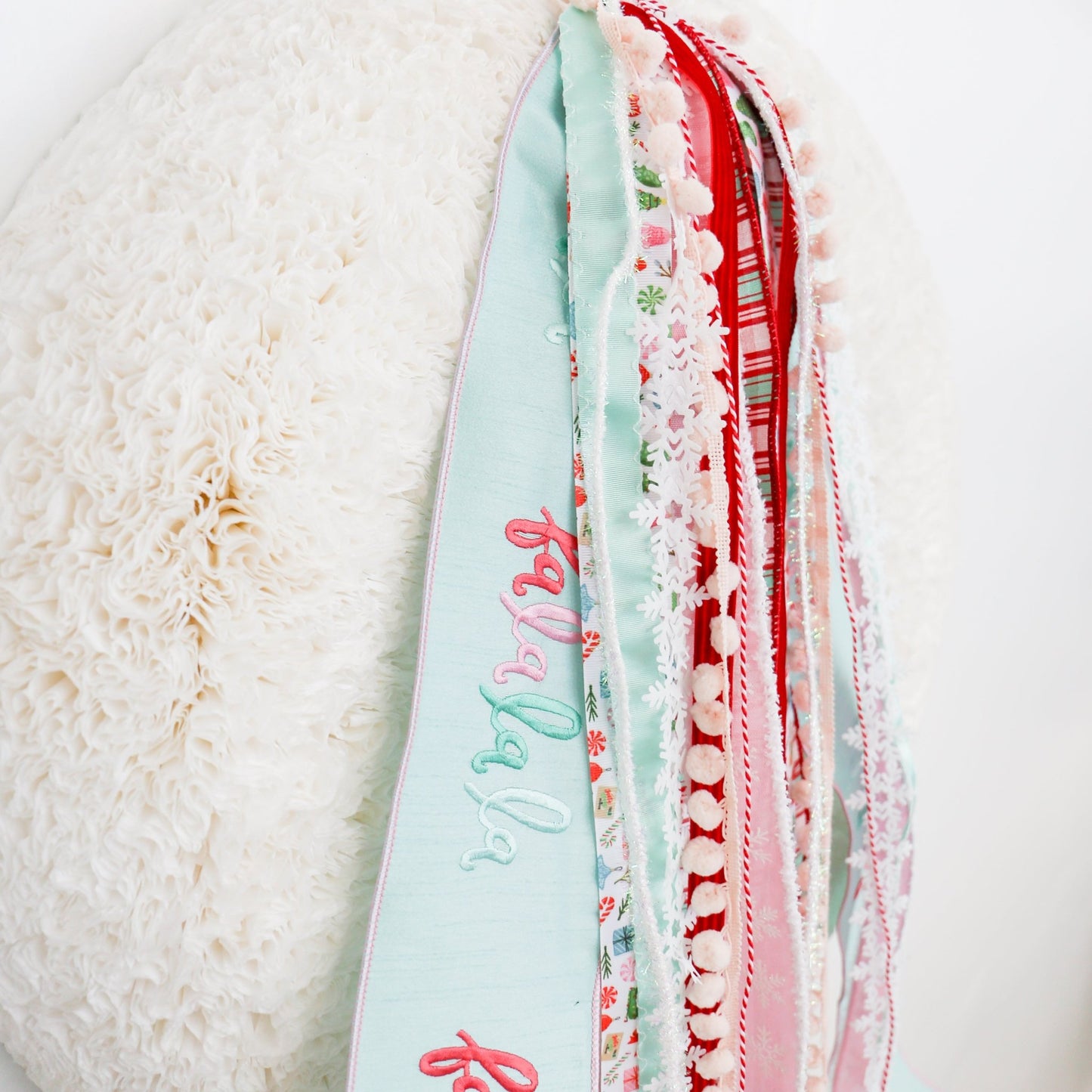 Fa La La La La RIBBON SET™ (without Bow) - Knot and Spool