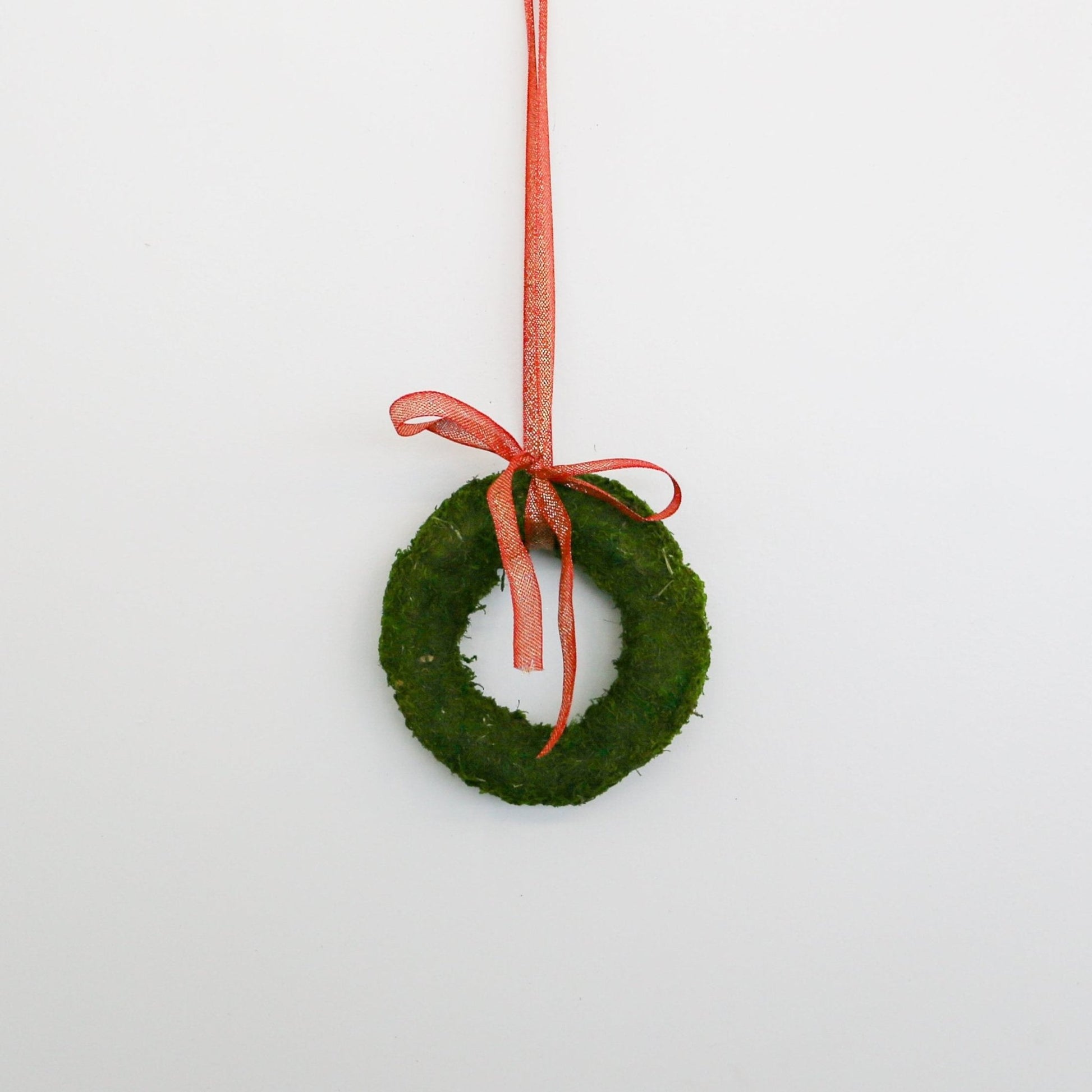 Green Moss Wreath | 6.5 - inch - Knot and Spool