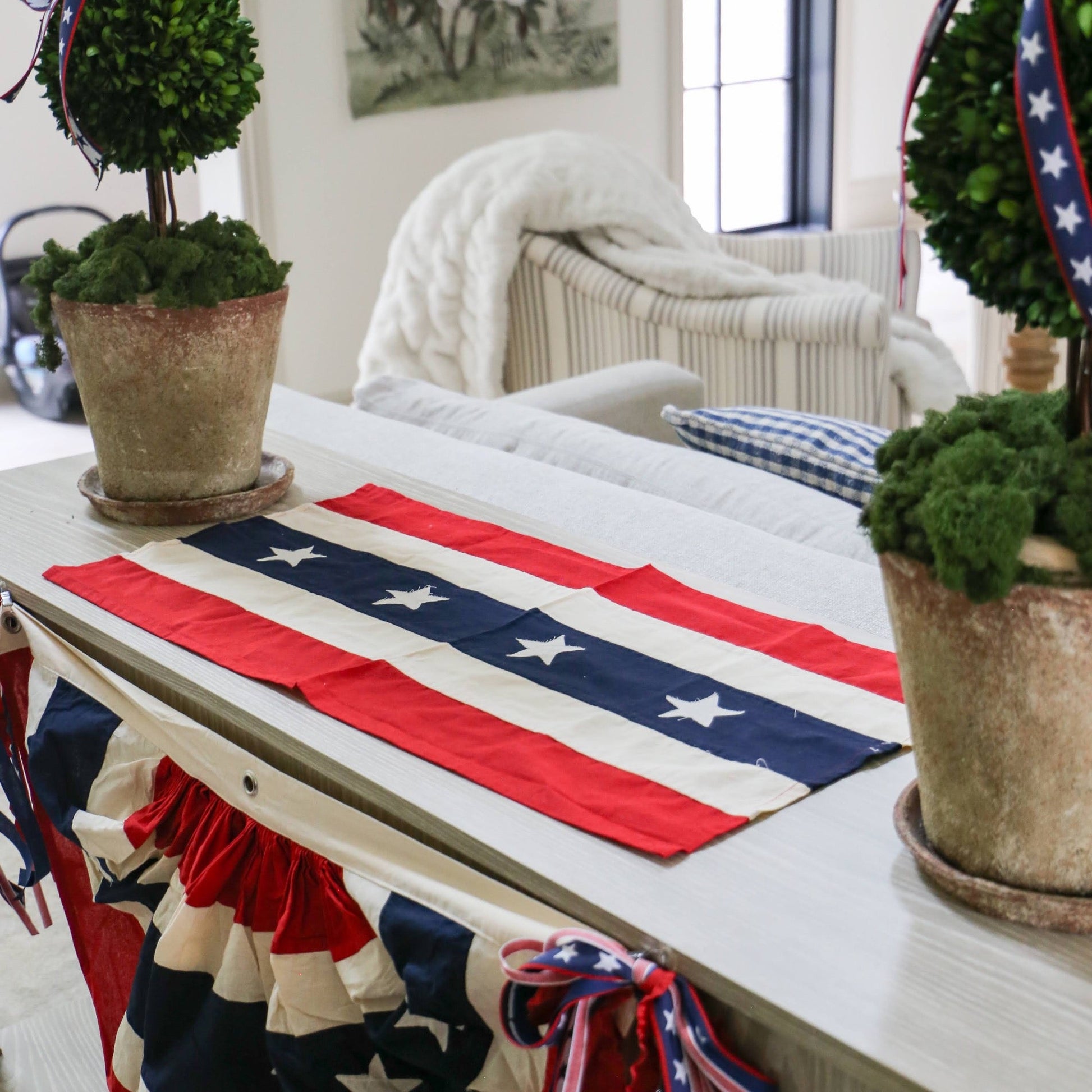 Heritage Flag Table Runner | Small | 16" X 32" - Knot and Spool