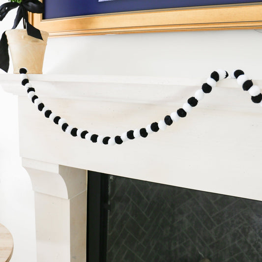 POMPOM GARLAND - BLACK/WHITE - 68" - Knot and Spool