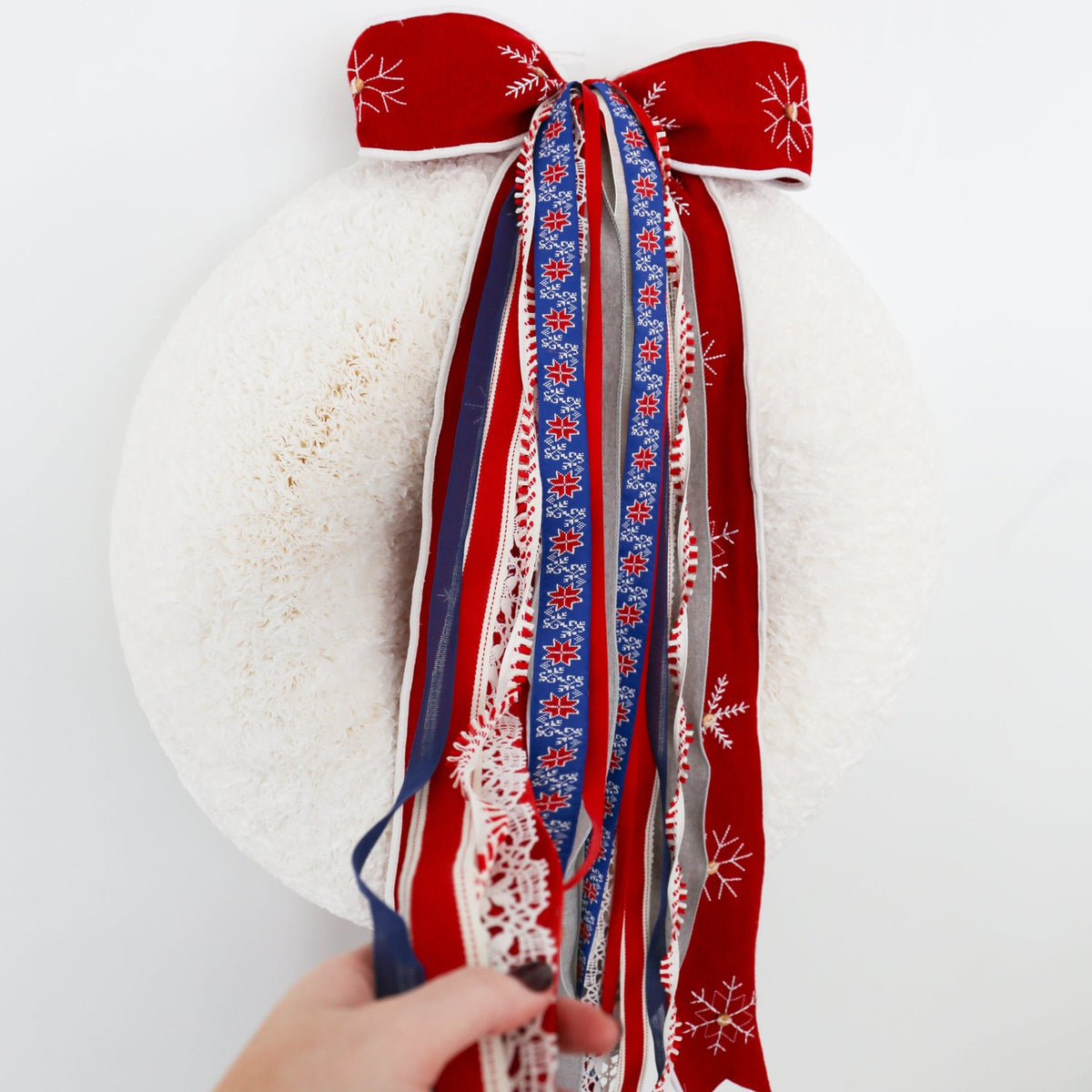 Scandinavian Snowfall RIBBON SET™ (with Bow) - Knot and Spool