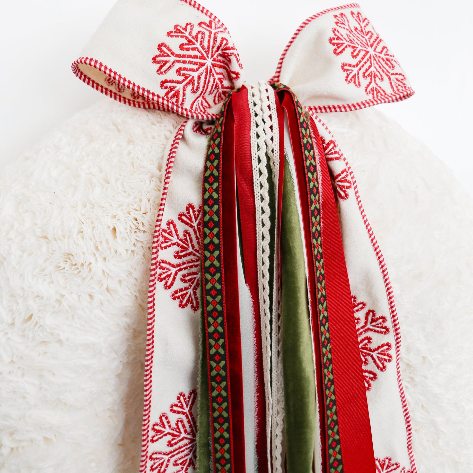 Snowflake Pine RIBBON SET™ (with Bow) - Knot and Spool