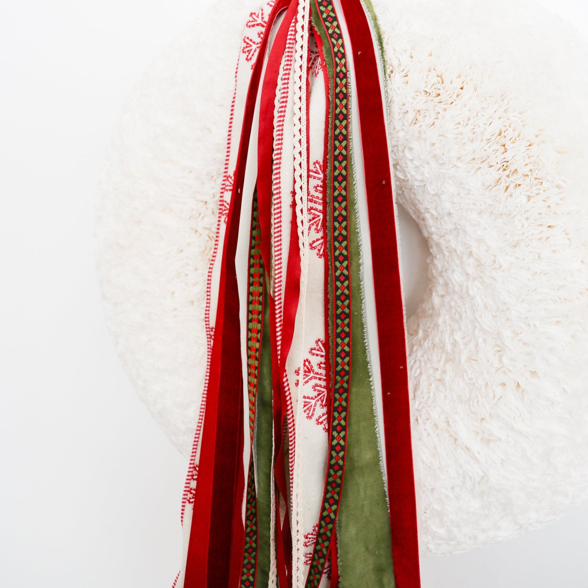 Snowflake Pine RIBBON SET™ (without Bow) - Knot and Spool