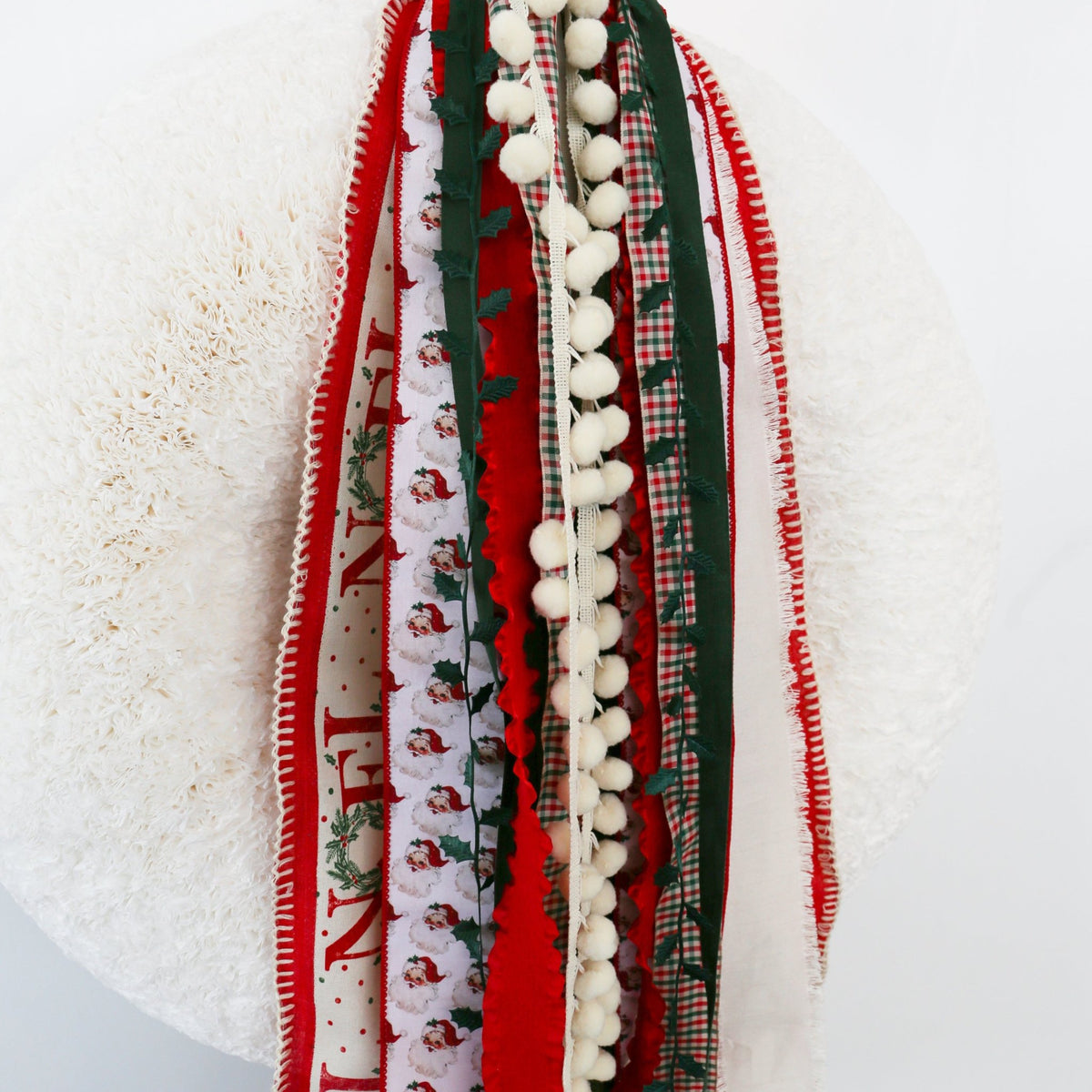 St. Nicholas Chalet RIBBON SET™ (without Bow) - Knot and Spool