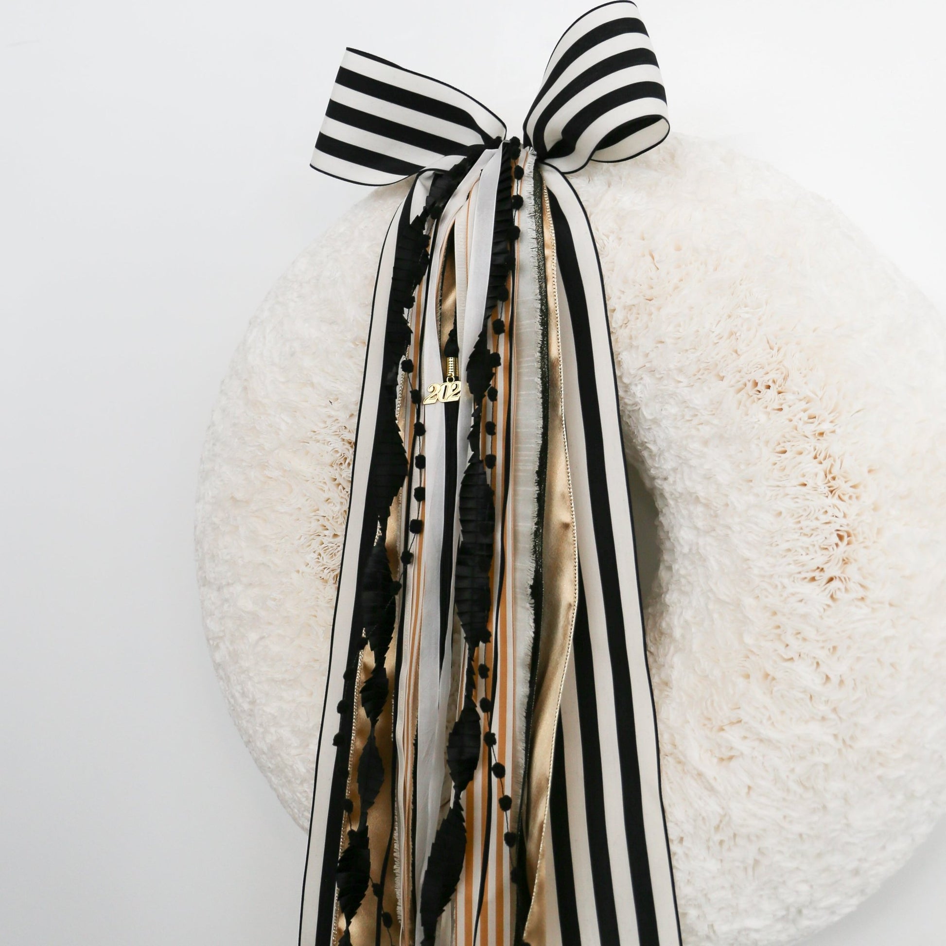 The Graduate 2026 RIBBON SET™ (with Bow) - Knot and Spool