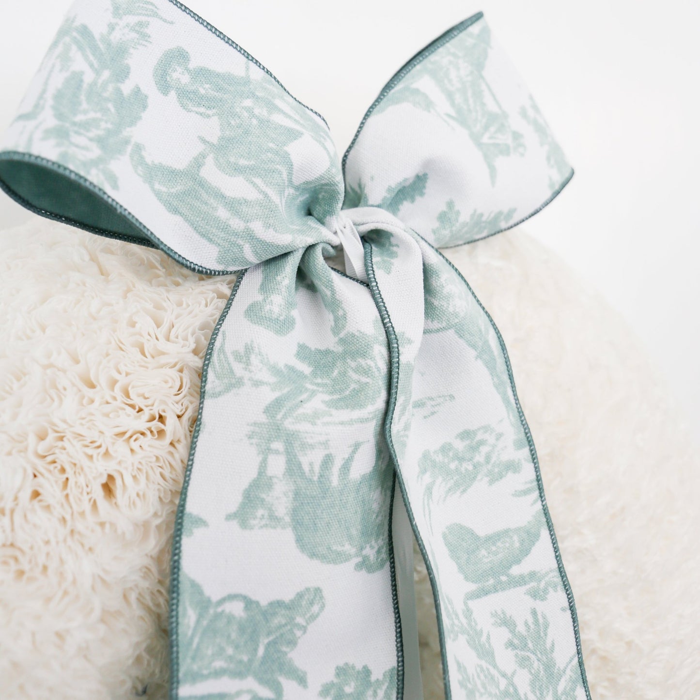 The Valencia Bow - Knot and Spool