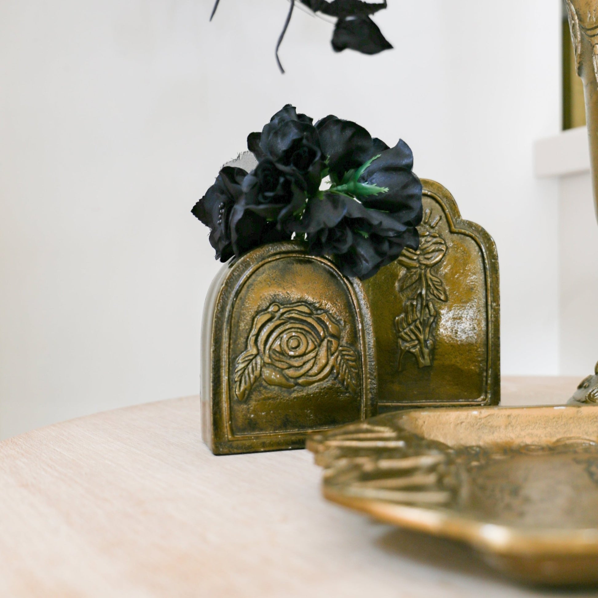 TIL DEATH BUDVASE Medium | 4"X 1.75"X 6" - Knot and Spool