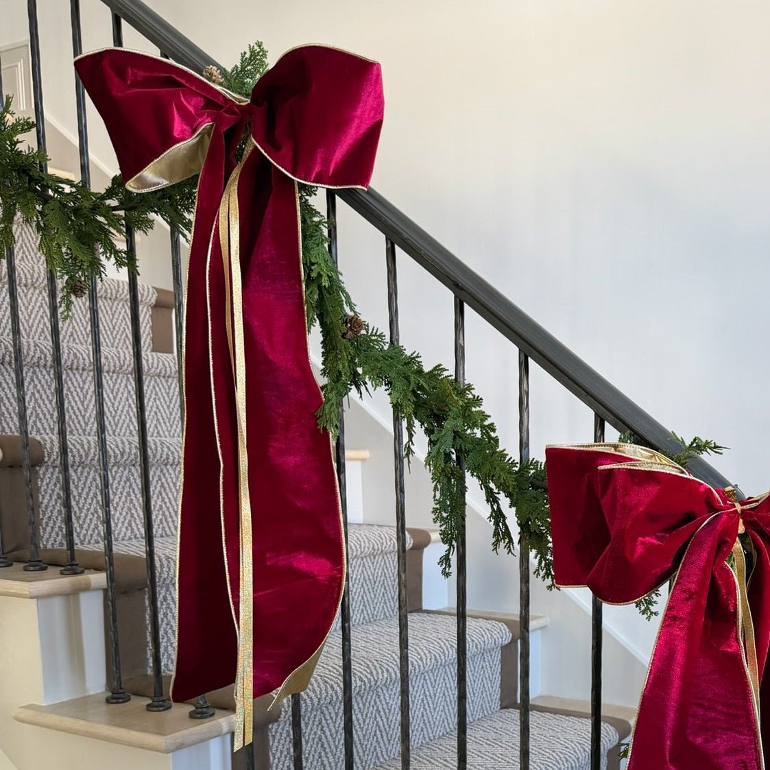 Winter Cranberry (With Bow) - Knot and Spool