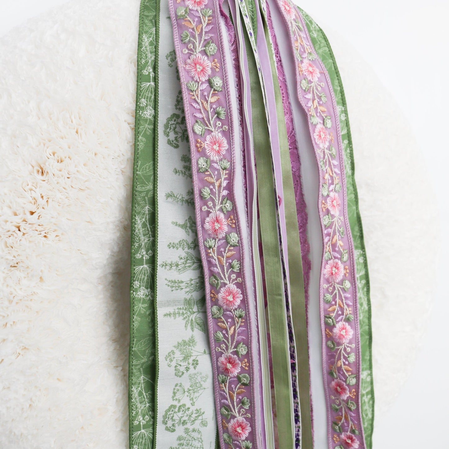 Wisteria Garden RIBBON SET™ (without Bow) - Knot and Spool